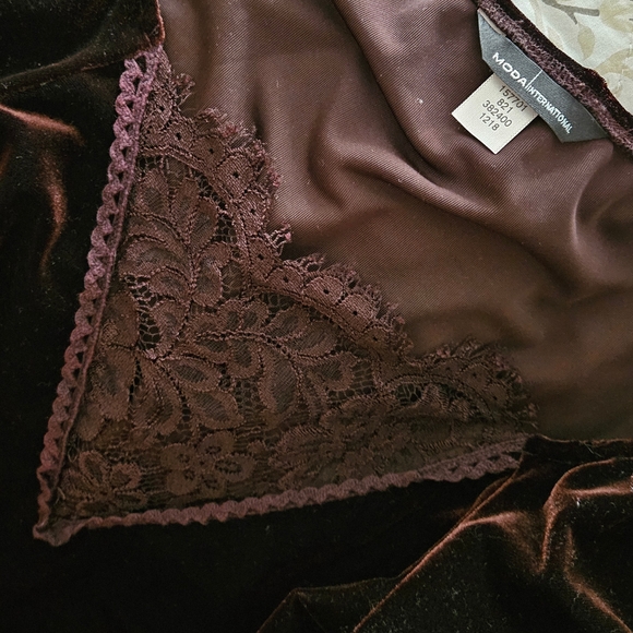 SOLD - Picture 4 of 4